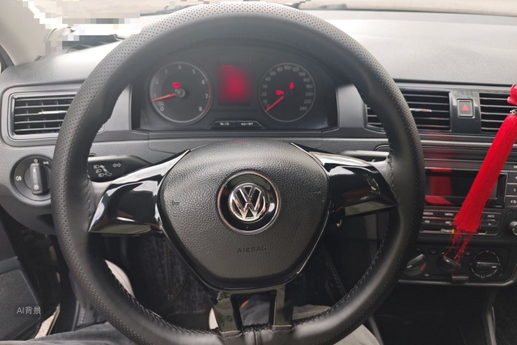Volkswagen Santana 2017 car image #12