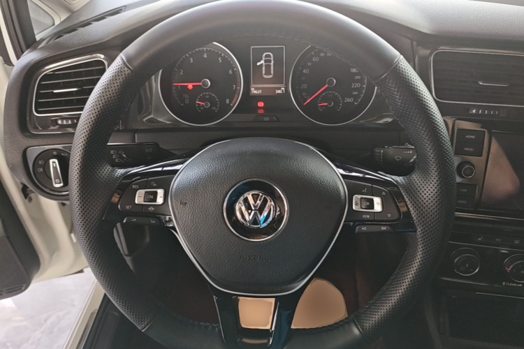 Volkswagen Golf 2019 #11 Volkswagen Golf 2019 car image #11