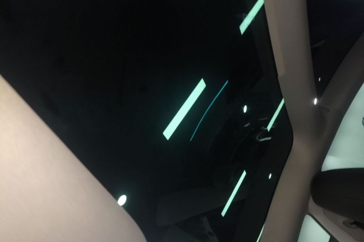 Tesla Model 3 2025 car image #18