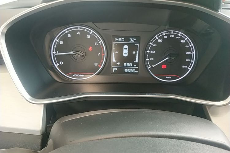 GEELY Coolray 2024 car image #12