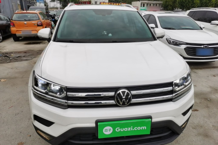Volkswagen Tharu 2021 car image #3