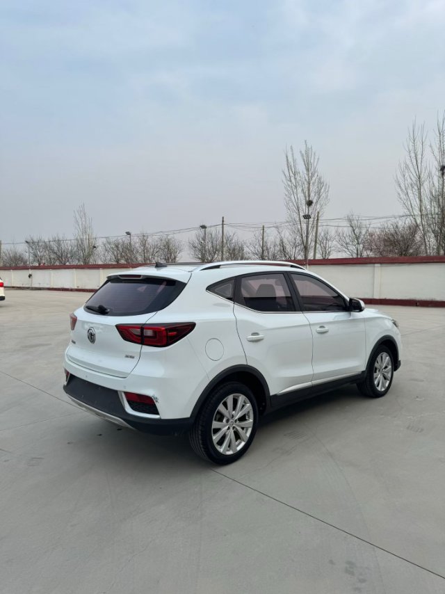 MG ZS 2017 immagine di auto #4