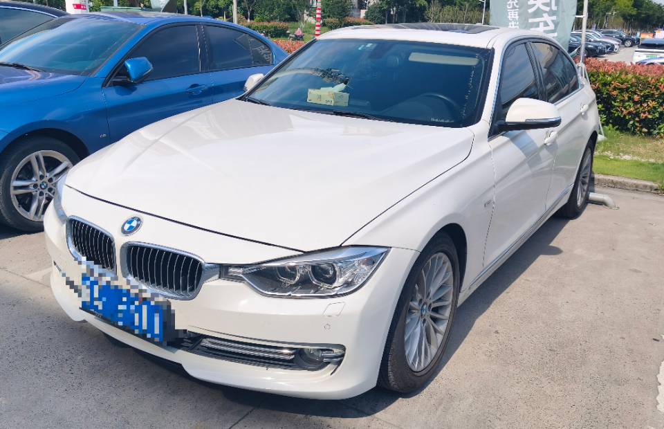 BMW 3 Series 2015 car image 