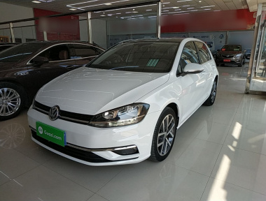 Volkswagen Golf 2020 car image 