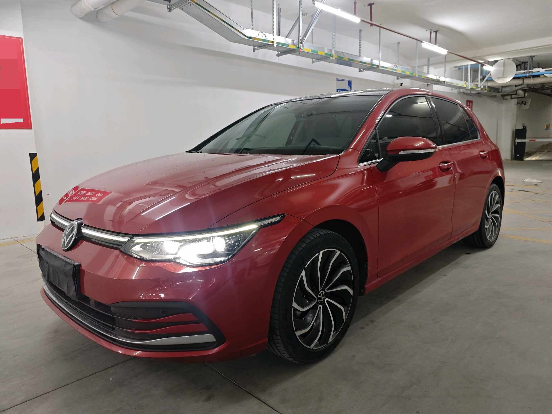 Volkswagen Golf 2021 car image 