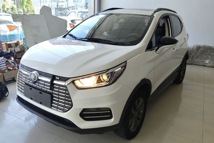 BYD Yuan New Energy 2019 car image #2