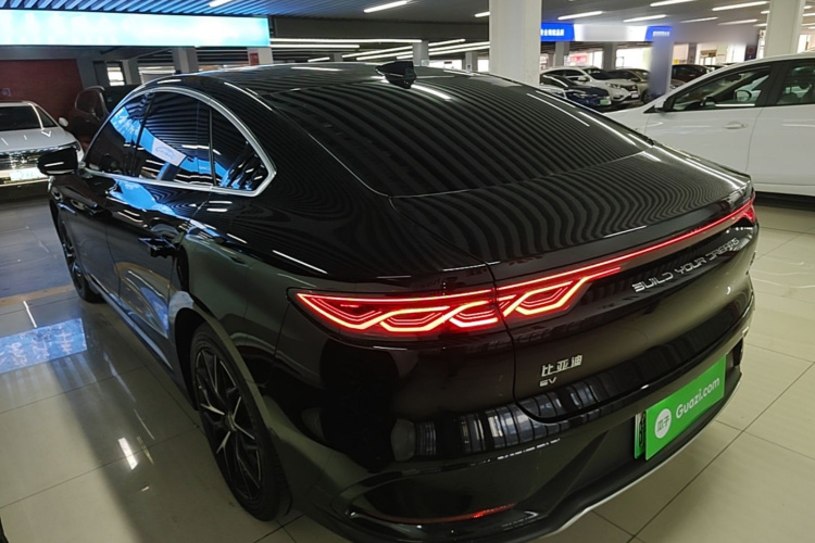 BYD Han 2025 #7 BYD Han 2025 car image #7