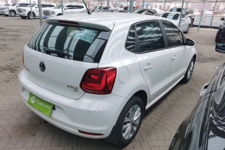 Volkswagen Polo 2018 car image #7