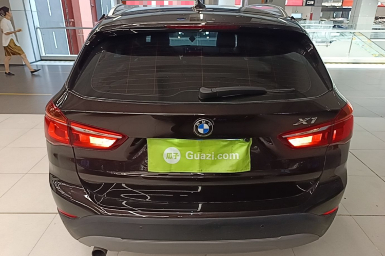 BMW X1 2017 #6 BMW X1 2017 car image #6