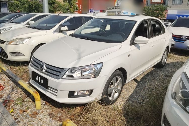 Volkswagen Santana 2016 car image #2