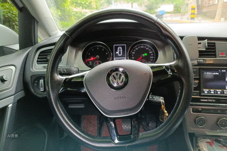 Volkswagen Golf 2016 car image #12
