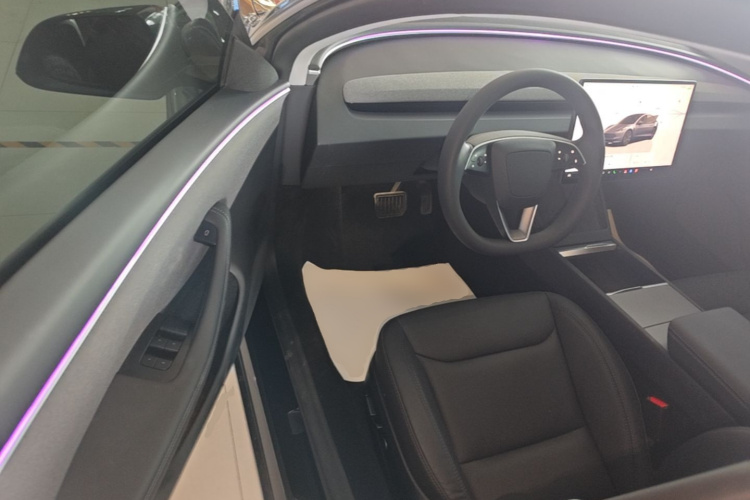 Tesla Model 3 2024 #16 Tesla Model 3 2024 car image #16