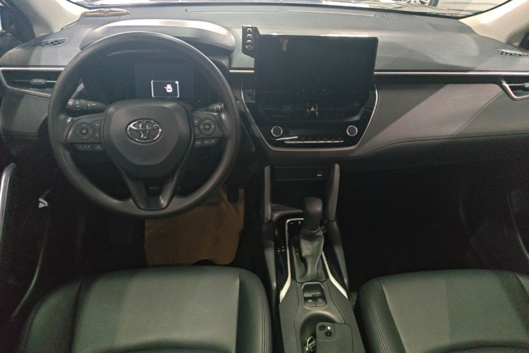 Toyota Corolla Cross 2024 car image #11