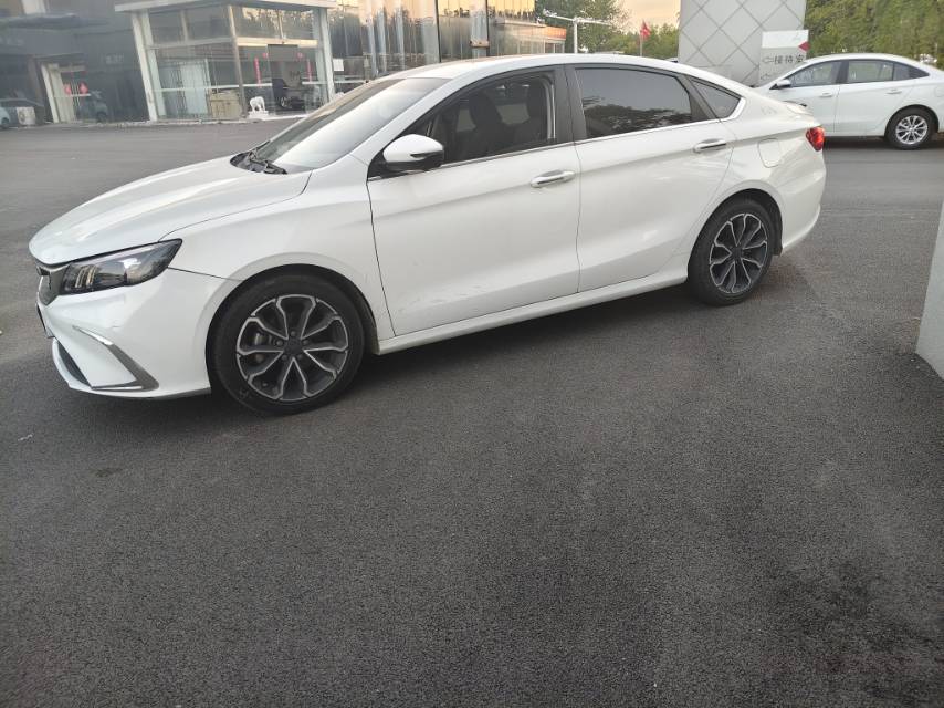 GEELY Binray 2021 image de voiture #4