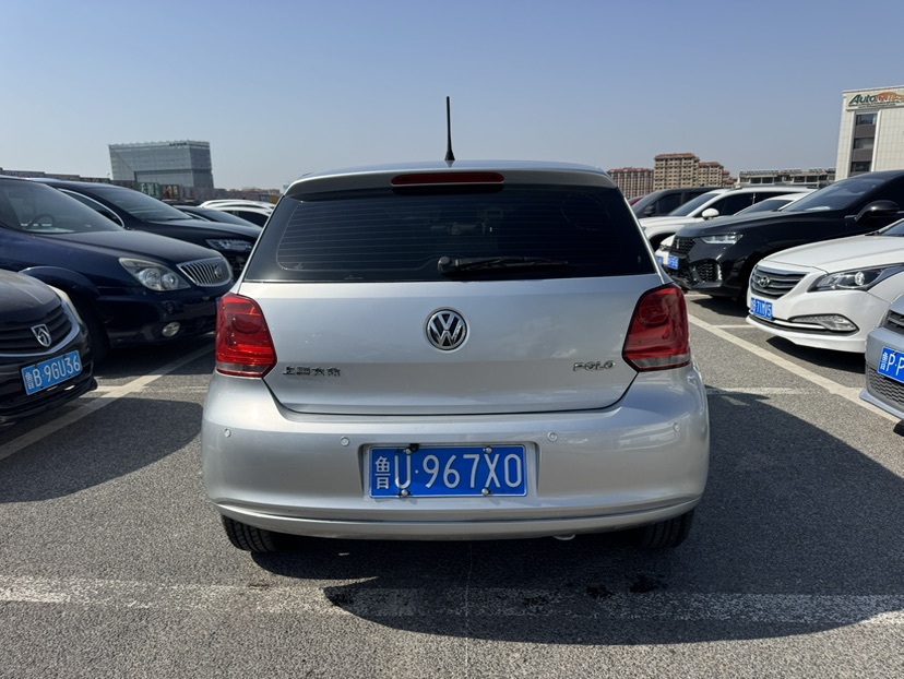 Volkswagen Polo 2013 car image #5