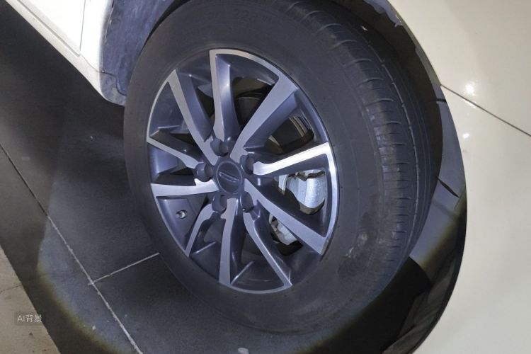 GEELY Emgrand 2019 car image #9
