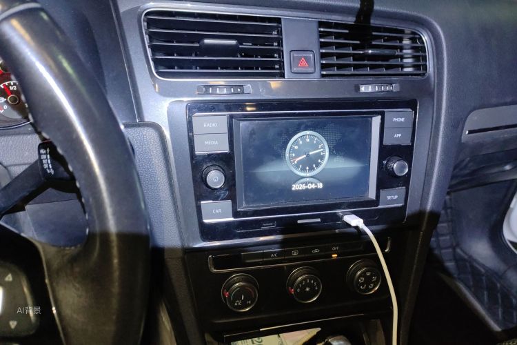 Volkswagen Golf 2018 imagen de coche #15