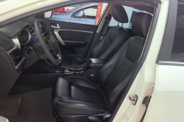 GEELY Emgrand 2016 #15 GEELY Emgrand 2016 car image #15