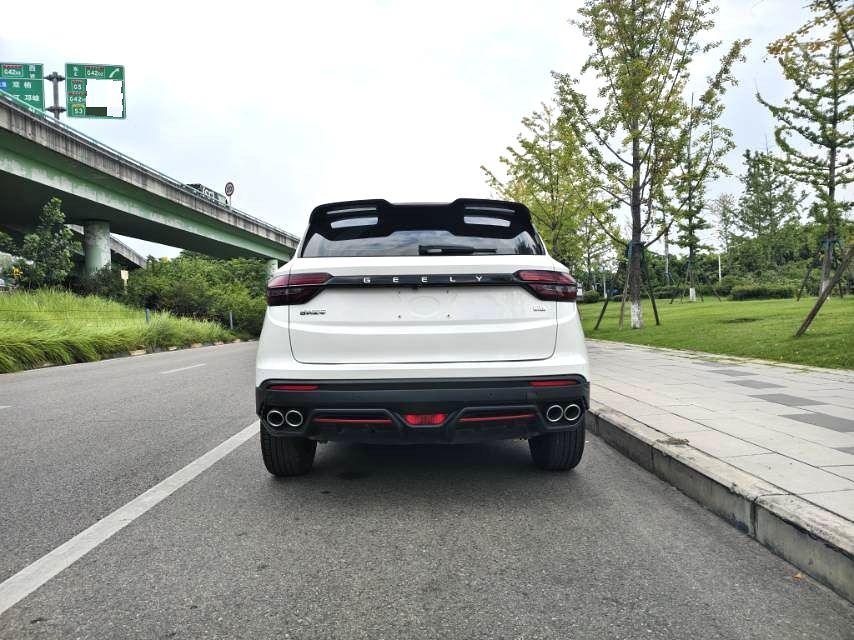 2022 immagine di auto #5