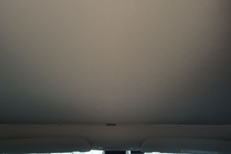 Tesla Model Y 2024 car image #18