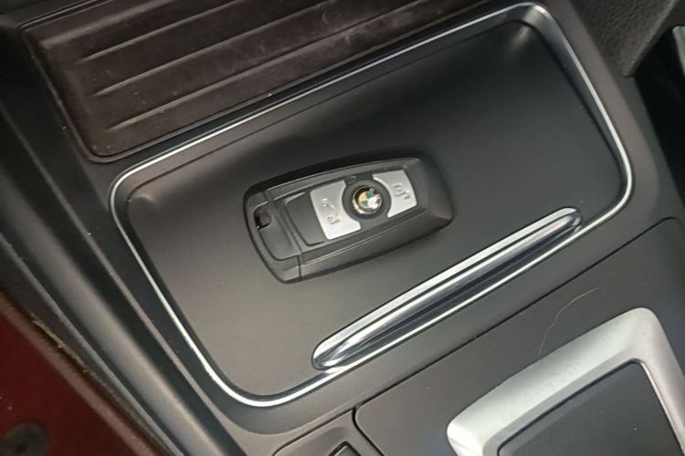 BMW 3 Series 2019 #9 BMW 3 Series 2019 immagine di auto #9