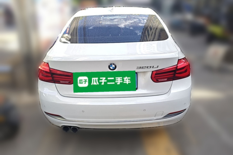 BMW 3 Series 2019 #6 BMW 3 Series 2019 car image #6