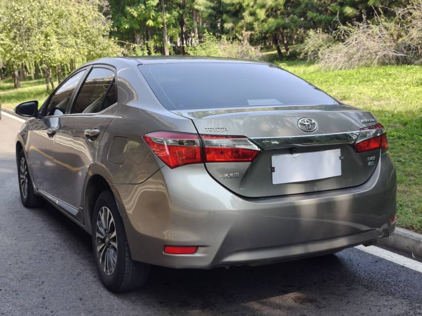 Toyota Corolla 2017 car image #9