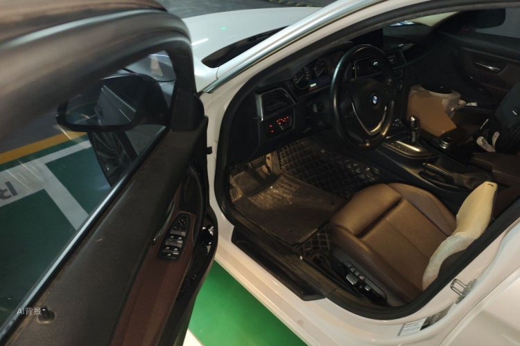 BMW 3 Series 2019 #18 BMW 3 Series 2019 car image #18