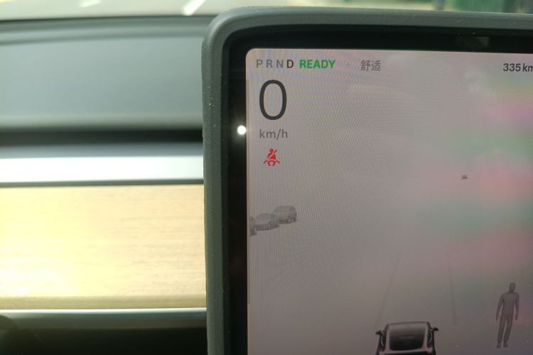 Tesla Model Y 2023 #12 Tesla Model Y 2023 car image #12