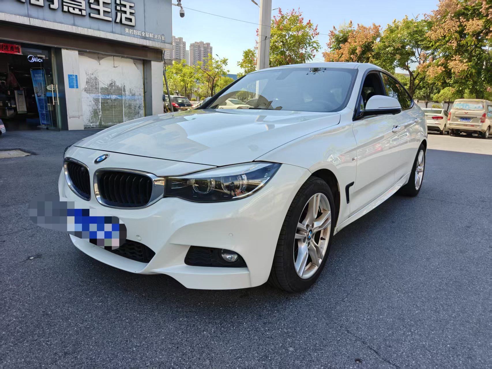 BMW 3 Series GT 2019 BMW 3 Series GT 2019 immagine di auto