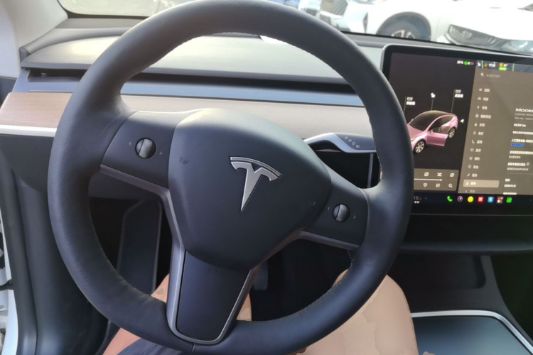 Tesla Model Y 2021 #11 Tesla Model Y 2021 immagine di auto #11