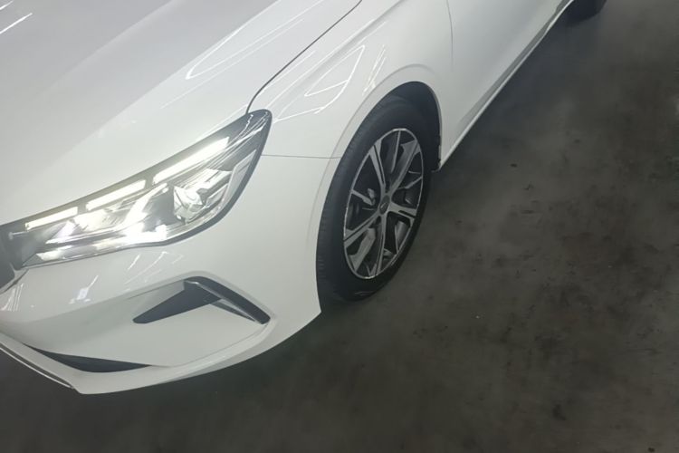 GEELY Emgrand 2022 car image #9
