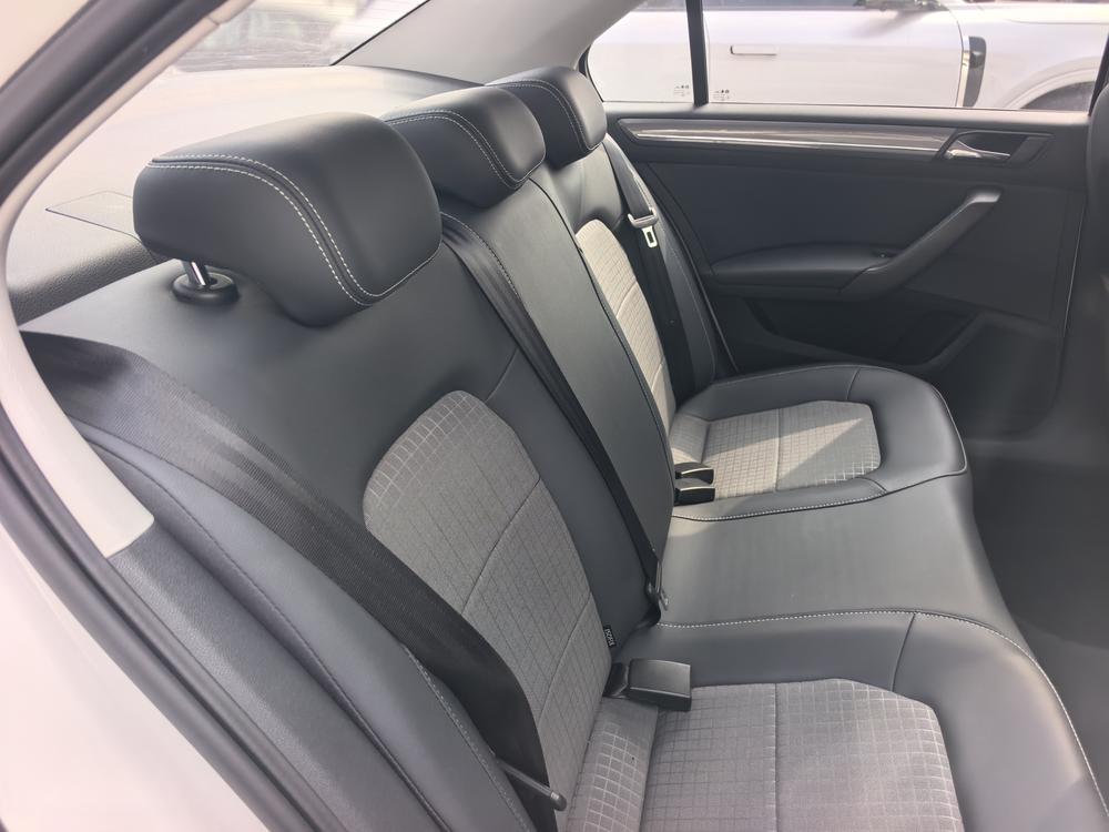 Volkswagen Santana 2018 car image #8