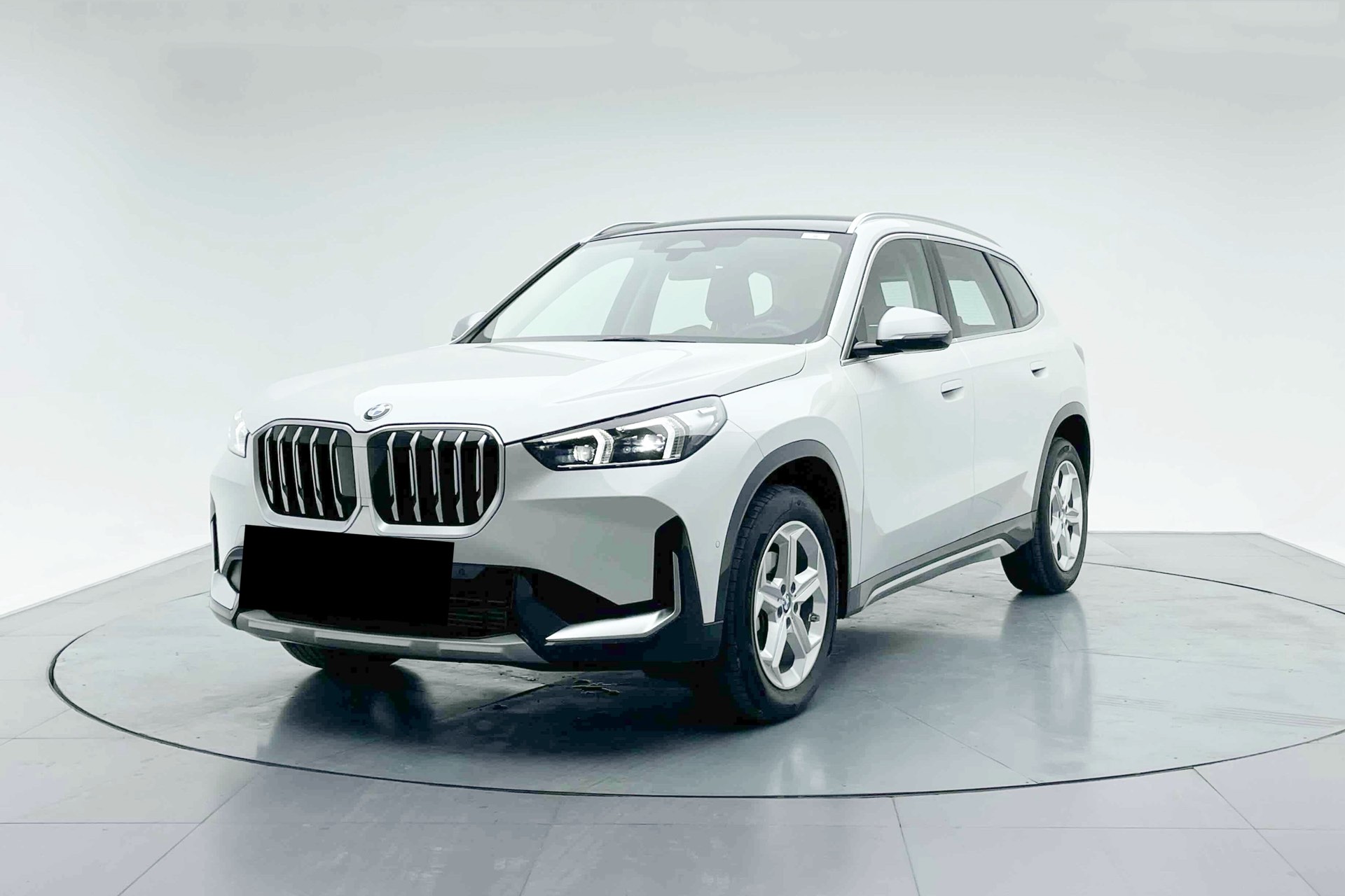 BMW X1 2024 car image 