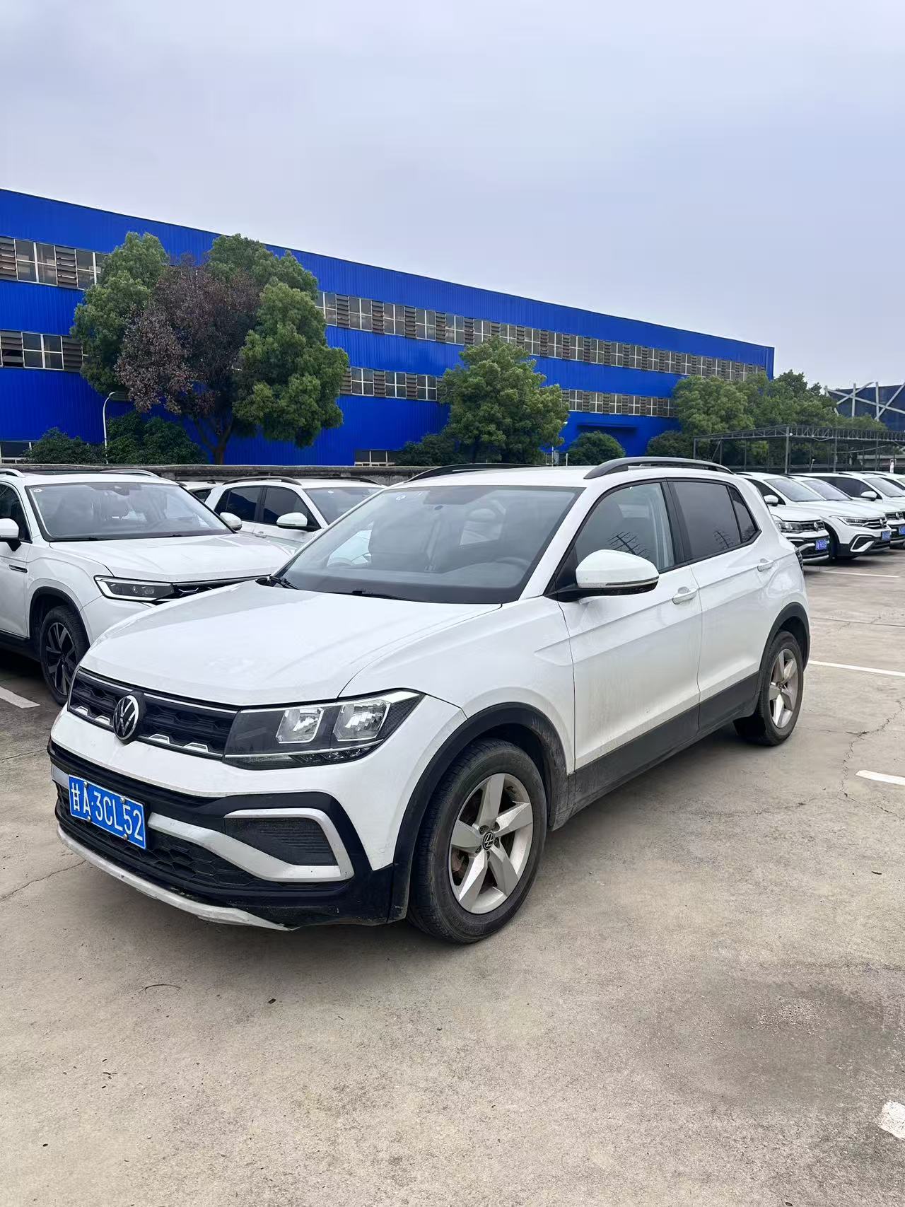 Volkswagen T-Cross 2023 Volkswagen T-Cross 2023 car image