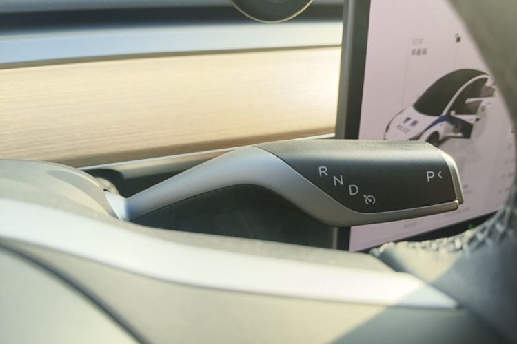 Tesla Model 3 2023 #14 Tesla Model 3 2023 car image #14