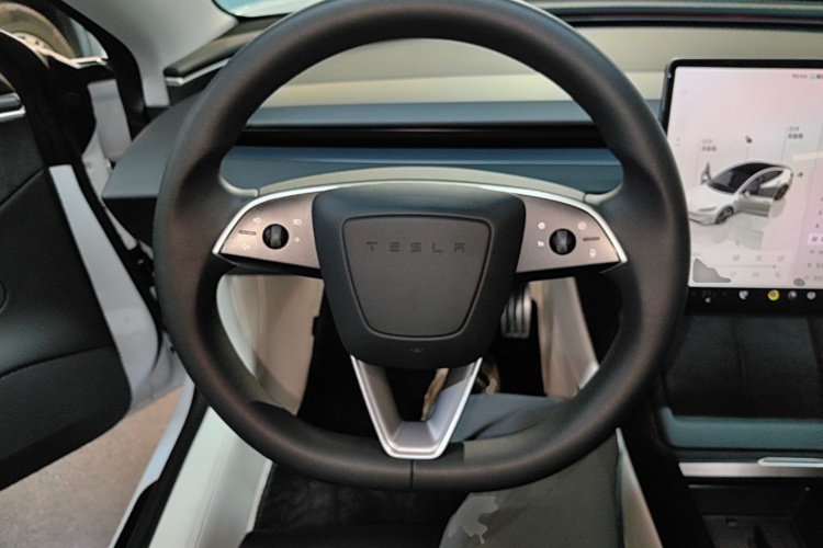 Tesla Model 3 2024 #15 Tesla Model 3 2024 immagine di auto #15