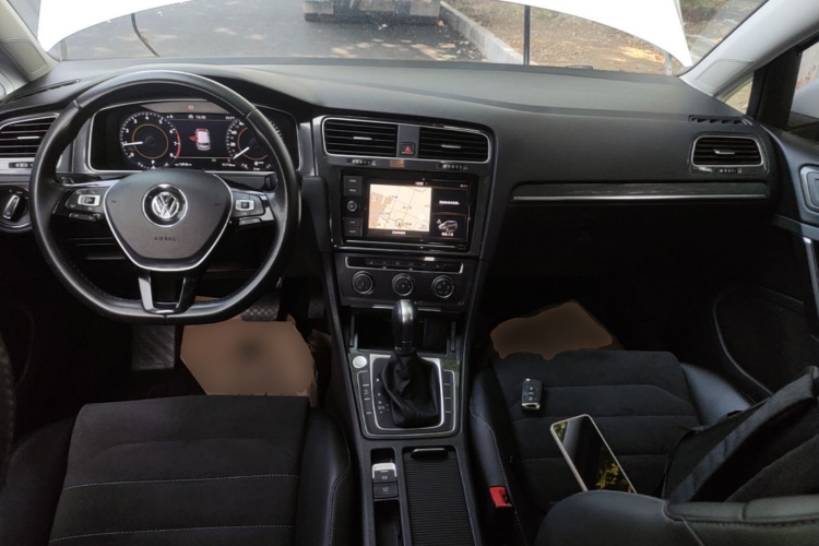 Volkswagen Golf 2019 #10 Volkswagen Golf 2019 car image #10