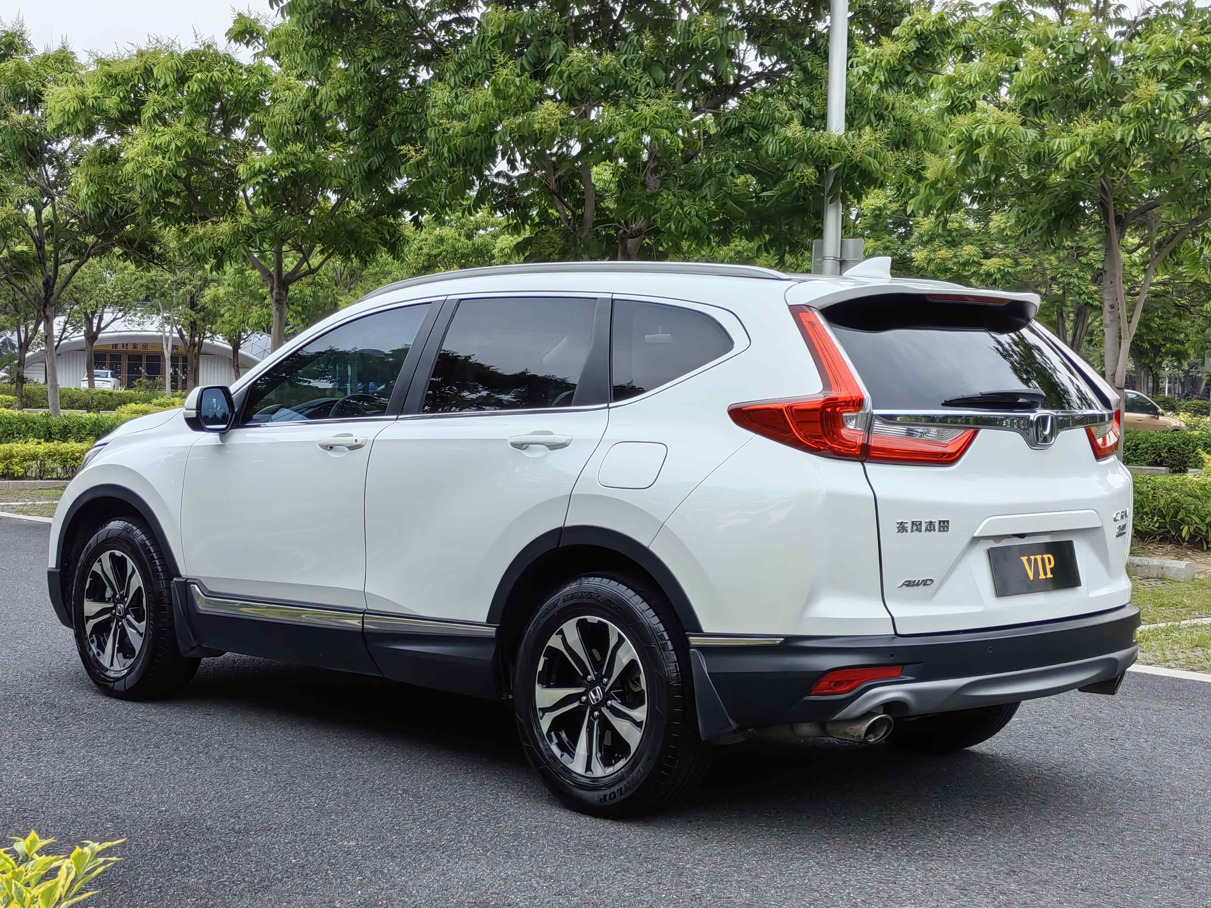 Honda CR-V 2018 изображение автомобиля #11