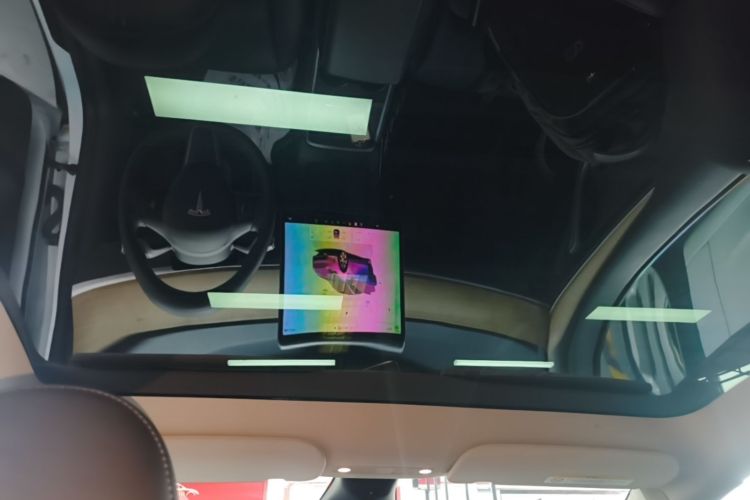 Tesla Model Y 2022 car image #20
