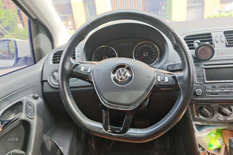 Volkswagen Polo 2017 изображение автомобиля #12