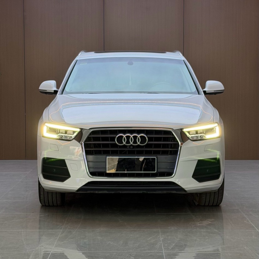 Audi Q3 2018 imagen de coche #2