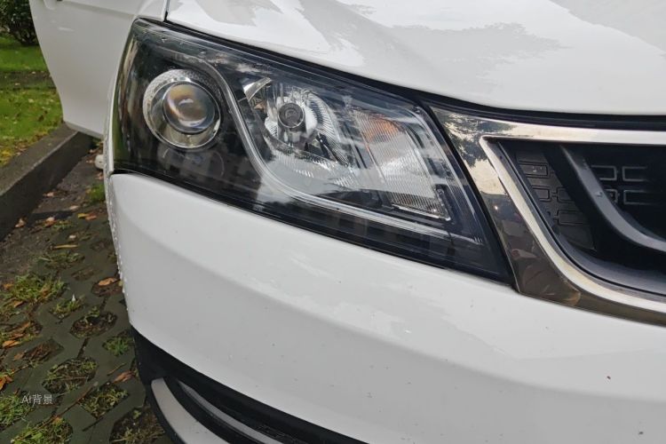 GEELY Emgrand 2017 car image #8