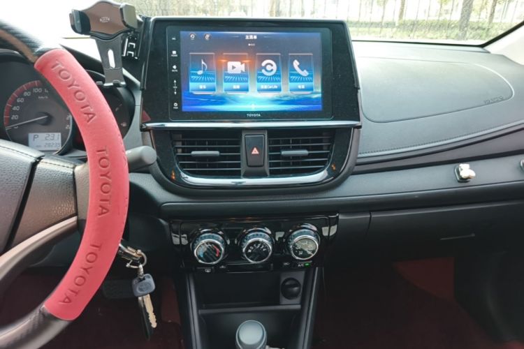 Toyota Vios 2021 صورة سيارة #13