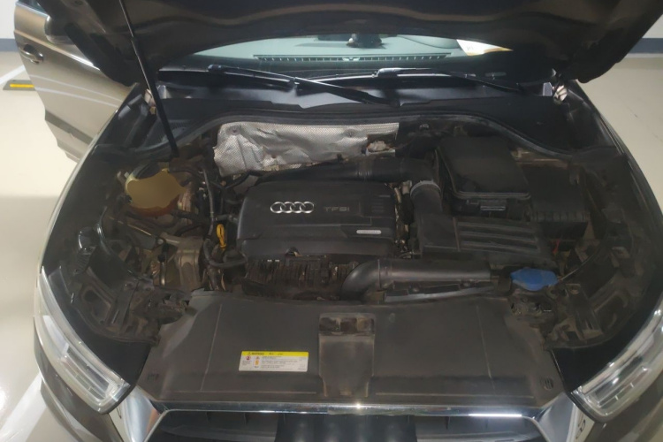 Audi Q3 2016 #18 Audi Q3 2016 car image #18