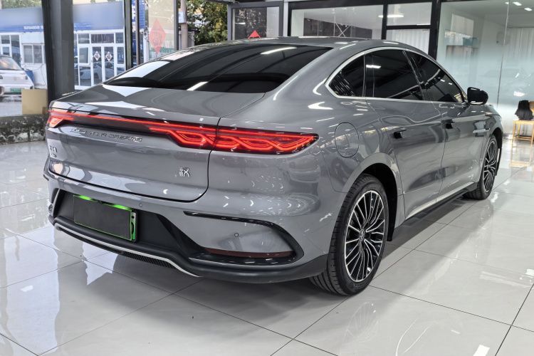 BYD Han 2023 immagine di auto #5