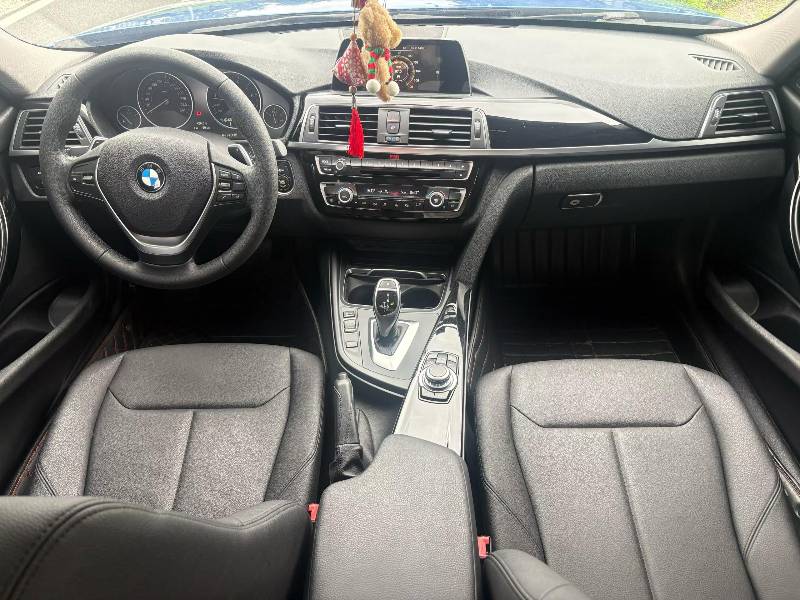 BMW 3 Series 2017 #6 BMW 3 Series 2017 car image #6