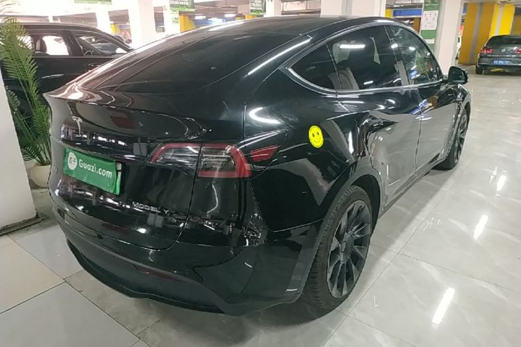 Tesla Model Y 2022 #7 Tesla Model Y 2022 car image #7