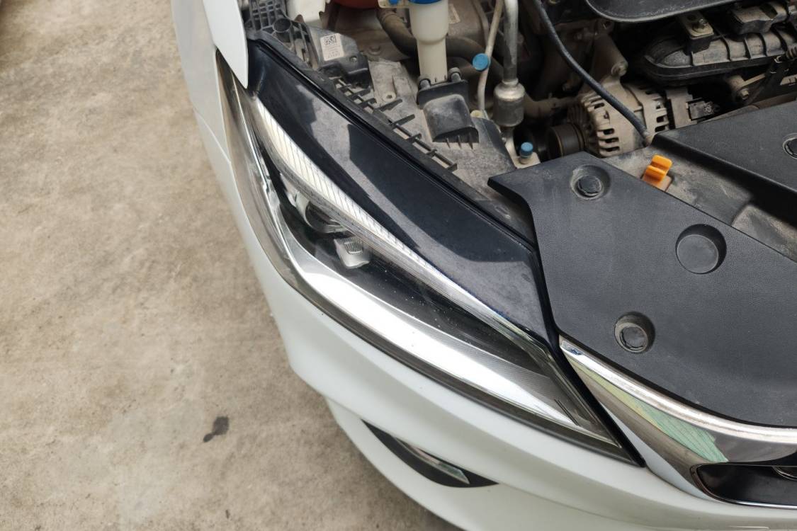 GEELY Binray 2020 car image #7