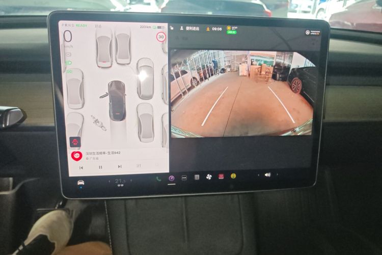 Tesla Model Y 2023 #19 Tesla Model Y 2023 car image #19